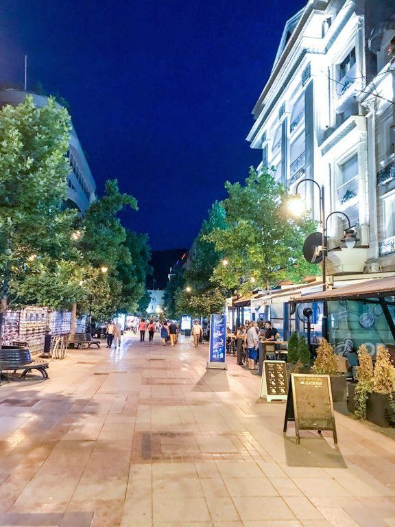 Skopje Deluxe Apartments Bagian luar foto